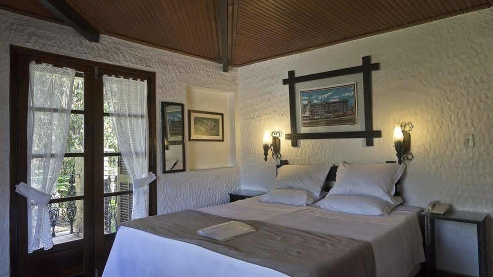 Hotel Britannia Пенедо Екстериор снимка